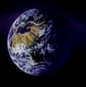 Das Bild zeigt die Erde aus dem Weltraum